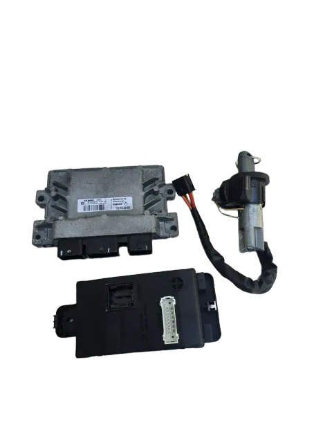 Background image for Motorsteuergerät Set Renault Twingo C06  8200473744