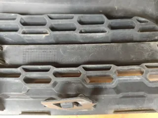 Nissan Micra K12 Cabrio 1.2 Kühlergrill vorne links Nissan 62330BC400 - Bild 2