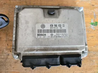 VW Polo 1,4 60Ps Motorsteuergerät Steuergerät Set Motor 030906032CG - Bild 3