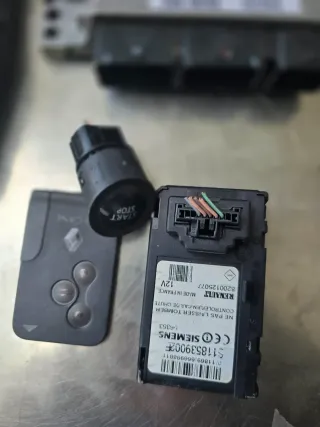 Orig. Renault Megane 2 1,5 DCI Motor Steuergerät Set 8200720186 - Bild 3