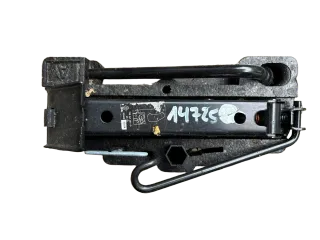 Original Renault Twingo C06 Wagenheber 7700845681 - Bild 1