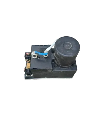 Audi A4 B5 8D Zentralverriegelungspumpe ZV Pumpe Unterdruckpumpe 8D0862257 - Bild 2