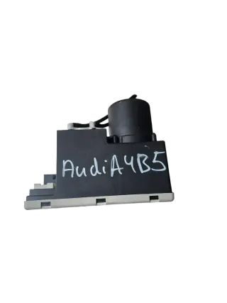 Audi A4 B5 A3 8L ZV Pumpe Zentralverriegelungspumpe 8L0862257K - Bild 2