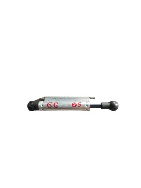 Background image for Volvo C70 CC Cabrio Hydraulik Zylinder Dämpfer Dach Verdeck 65/66