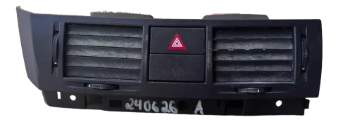 Background image for Opel Meriva A Lüftungsschlitze Mittelkonsolenschacht 274022LF