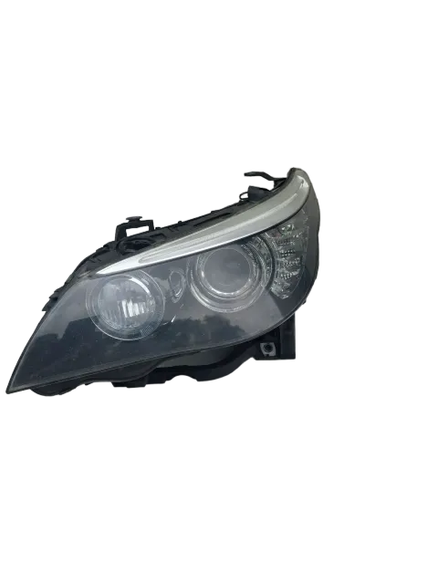 Background image for Bmw 5 E60 E61 LCI Xenon Scheinwerfer Fahrerseite Links 7044671-05 Facelift