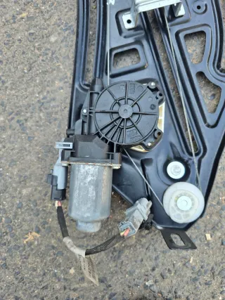 Fensterheber Peugeot 207 CC mit Motor hinten rechts 9680072380 - Bild 2