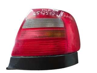 Audi A4 B5 Rückleuchte rechts - Bild 1