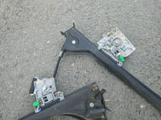 Mercedes SLK R171 Fensterheber vorne links Tür Heber Mechanismus A1717200346 - Bild 3