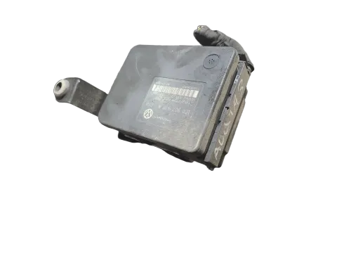 Background image for ABS-Regler ABS Block 1J0614517J VW Golf IV Variant (1J) 1.9 TDI 527847