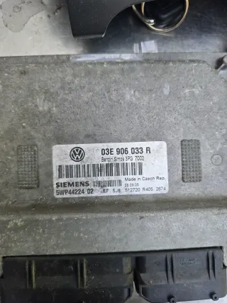Motorsteuergerät Set VW Polo 9N3 1.2 benzin 03E906033R - Bild 4