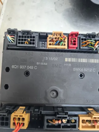 Motorsteuergerät Satz 03E906033 VW Polo 9N - Bild 3