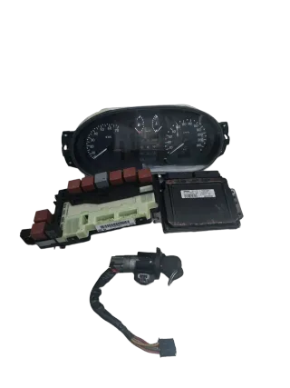 Renault Clio II phase 1 1,2 58Ps  Motorsteuergerät Set 7700115207 - Bild 1
