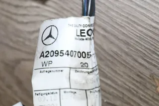Mercedes W209Cabrio Kabelbaum Türkabelbaum vorne RECHTS A2095407005 - Bild 2