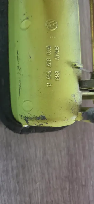 Keckklappengriff mit Schlisszylinder und Schlüssel 6N0827565A VW Lupo  Polo - Bild 4