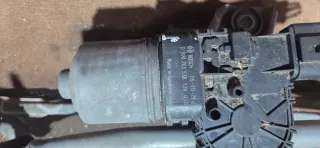 Opel Astra H  Wischermotor mit Gestänge 13111211 0390241538 - Bild 5