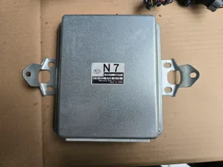 Subaru Forester  Benzin Motorsteuergerät  Set 22611AK671 - Bild 6