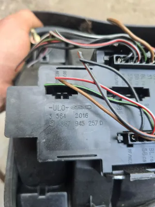 VW Polo 86C Coupe  Rückleuchte Bremsleuchte Links - Bild 4