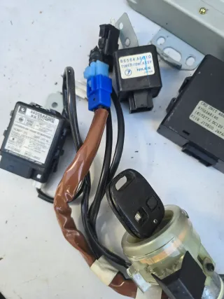 SUBARU OUTBACK Automatik Motorsteuergerät Set 22611AE992 - Bild 2