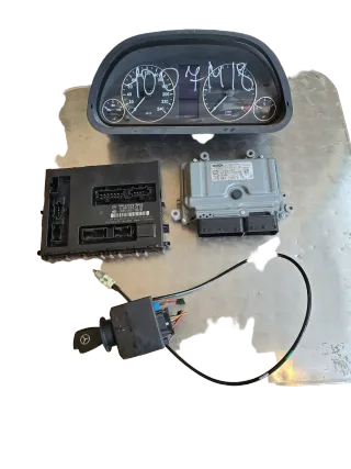 Mercedes A-Klasse  W169 200CDI Motorsteuergerät Set Bosch A6401507879 - Bild 1
