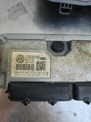 Motorsteuergerät Set VW Polo 9N 1,4l 16V 59KW 03C906024AD - Bild 4