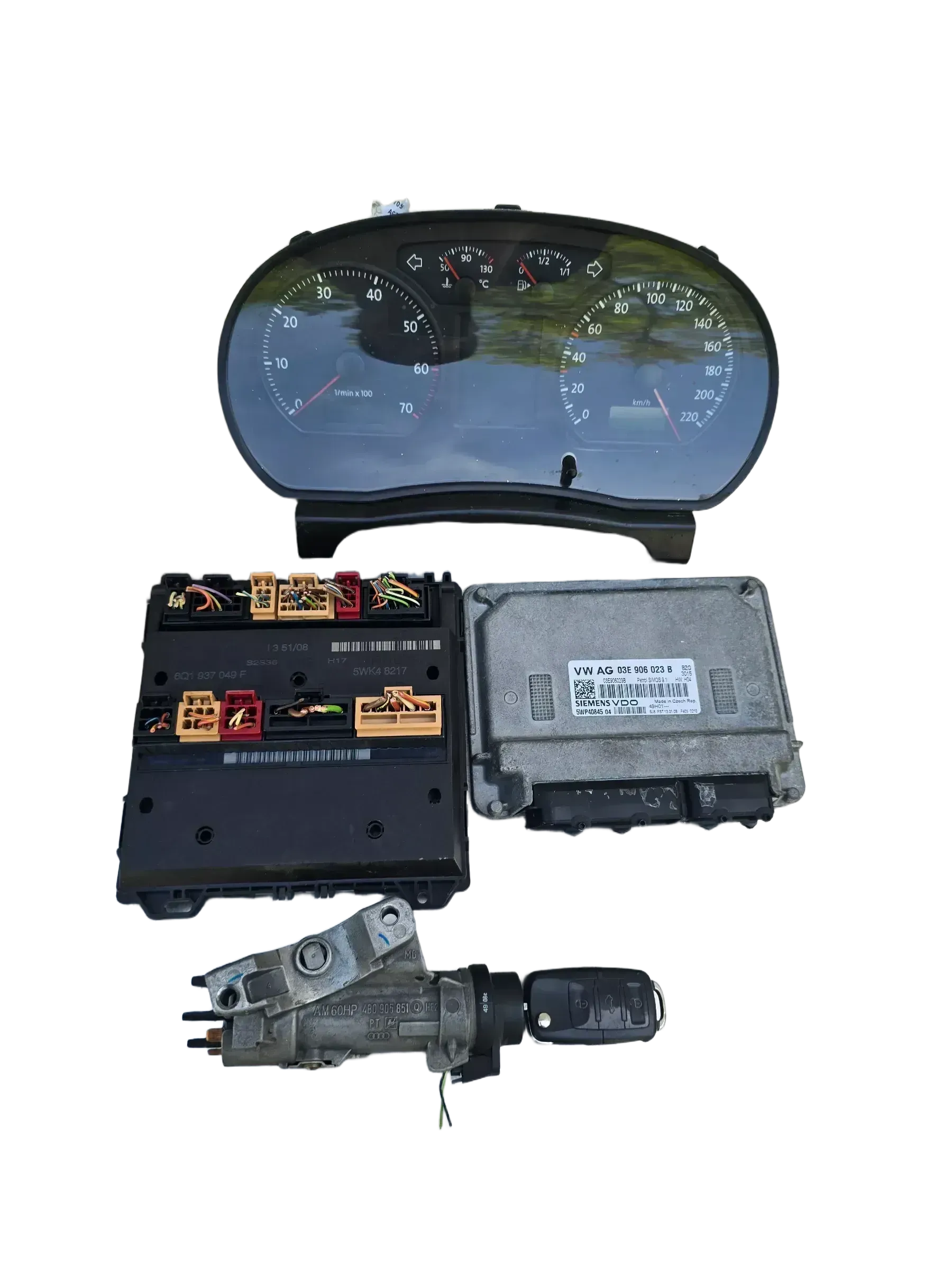 Motorsteuergerät  Set  VW Polo 9N3  1,2l 51kw BZG  03E906023B - Bild 1