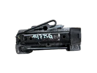 Original Renault Twingo C06 Wagenheber 7700845681 - Bild 1
