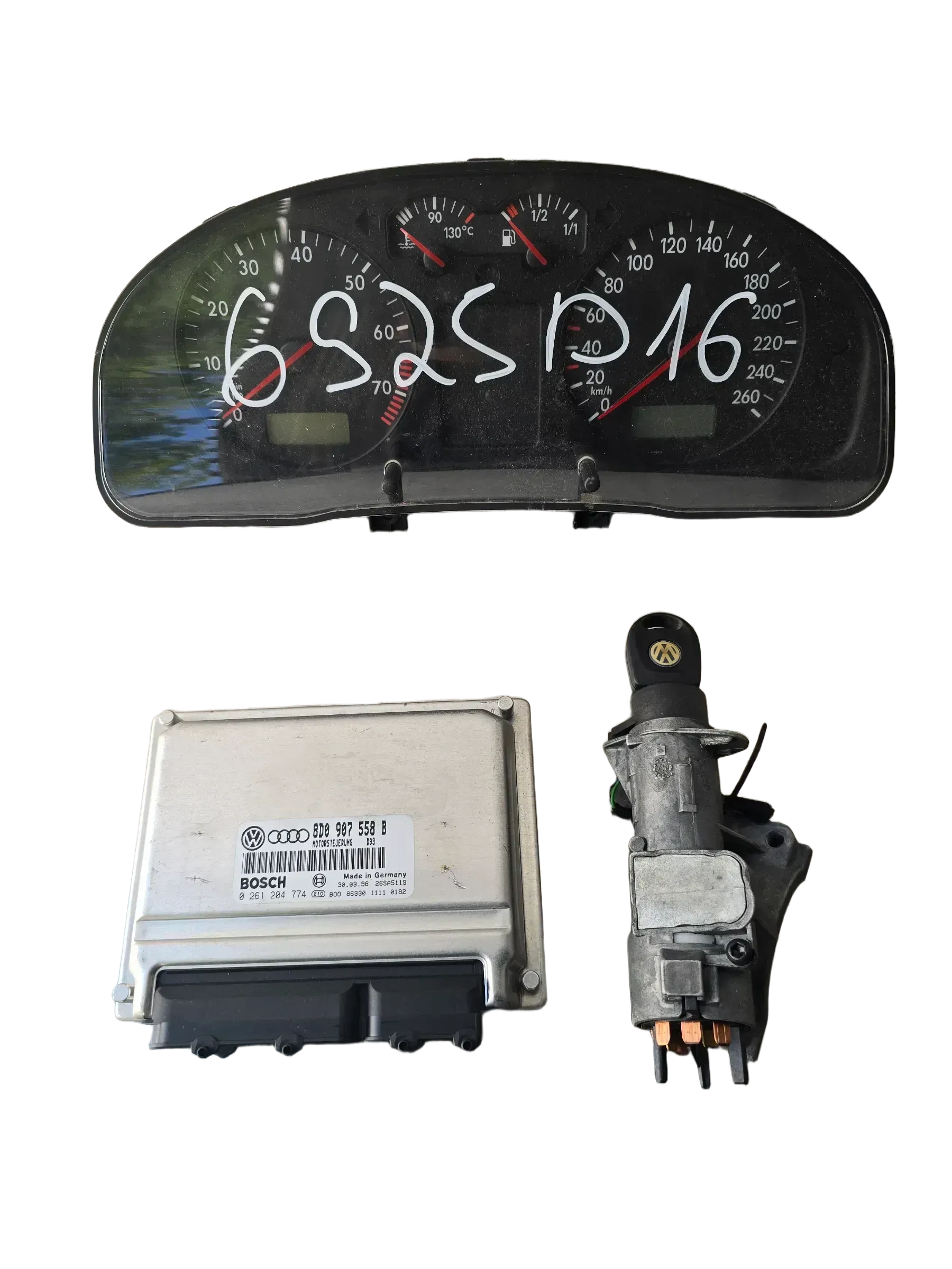 VW Passat 3B Motorsteuergerät Set 8D0907558B ORIGINAL BOSCH - Bild 1