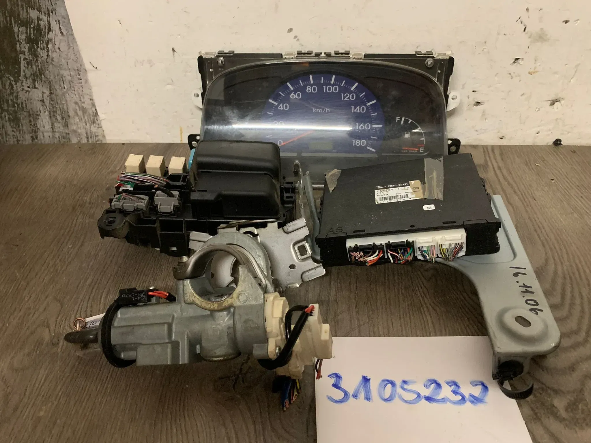 Original Daihatsu Cuore 1.0 Steuergerät Set 112300-6241 89560-B2191 - Bild 1