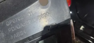 Kühlergrill OPEL ASTRA H BERLINA 28726 - Bild 4