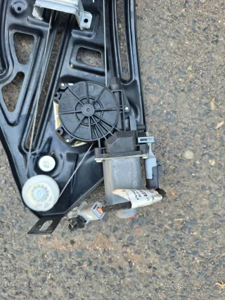 Fensterheber Peugeot 207 CC mit Motor hinten links 9680072480 - Bild 2