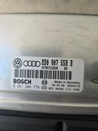 VW Passat 3B Motorsteuergerät Set 8D0907558B ORIGINAL BOSCH - Bild 3