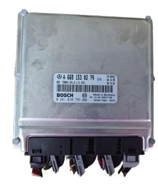 Motorsteuergerät Bosch 0281010793 A6681530279 Mercedes-Benz A-Klasse W168 - Bild 2