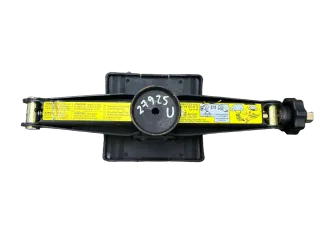 Original Mercedes A-Klasse W168 Wagenheber A1685830415 - Bild 1