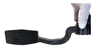 Opel Corsa D Gaspedal 55702020 - Bild 3