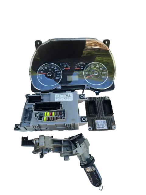 Background image for Motorsteuergerät Satz 51847326  Fiat Punto 1.2 8V 50 KW 69 PS