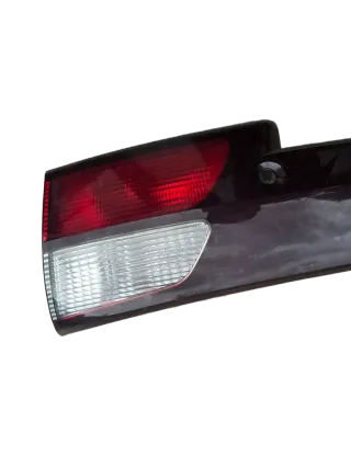 MITTLERE RÜCKLEUCHTE  SUBARU  OUTBACK bj 2003 - Bild 2