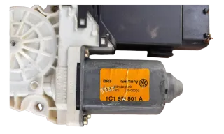 VW Golf IV Fensterhebermotor VORNE LINKS 1C1959801A - Bild 3