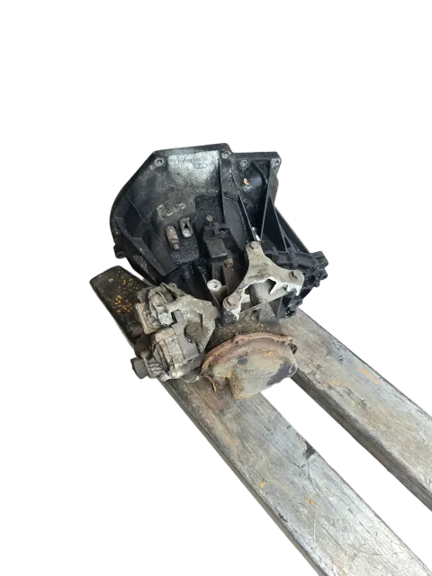 Background image for 2N1R7F096AB  Handschaltgetriebe Ford fiesta 1.4 tdci