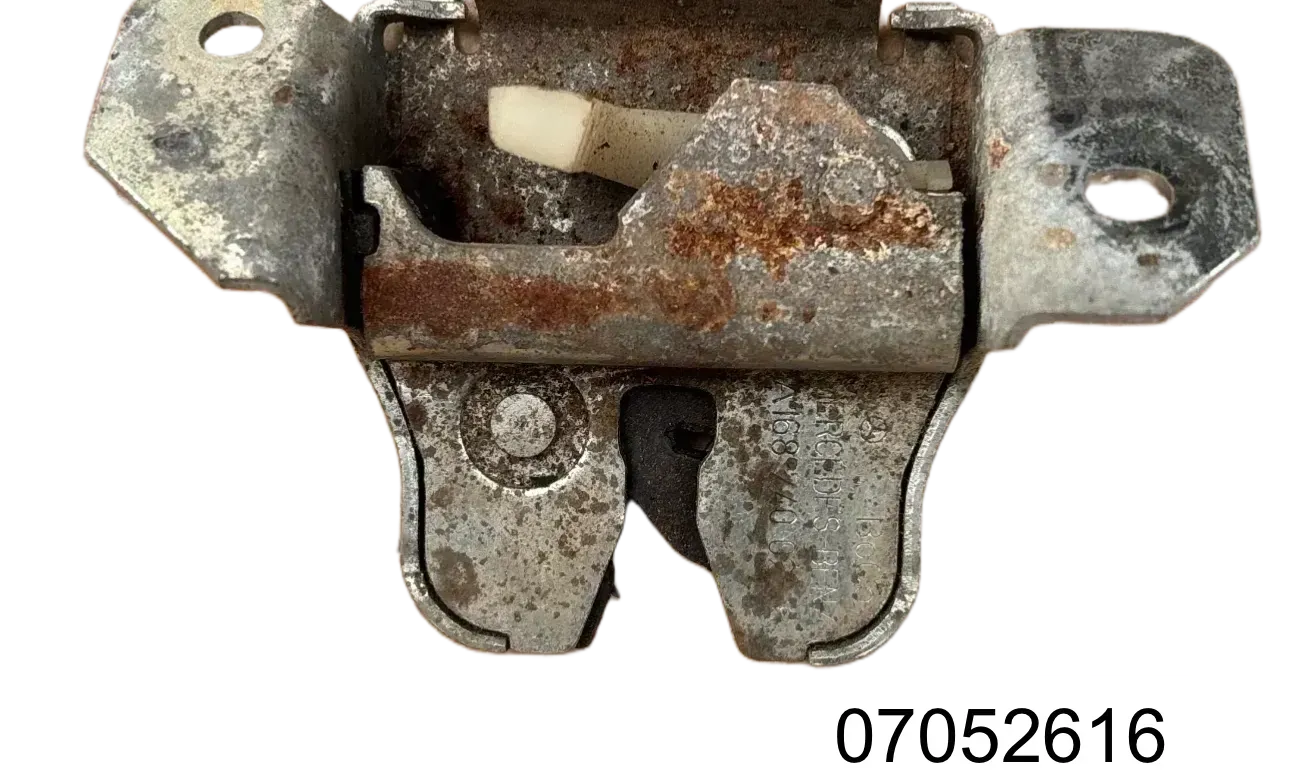 Mercedes Benz W168 Heckklappenschloss A16874002 - Bild 1