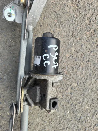 Scheibenwischermotor Mit Gestänge Vorne Peugeot 307 cc  404638 - Bild 3
