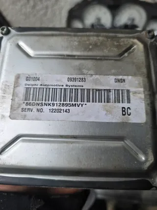 Opel Astra G  2,2 Z22SE Motorsteuergerät Satz 09391283 - Bild 4