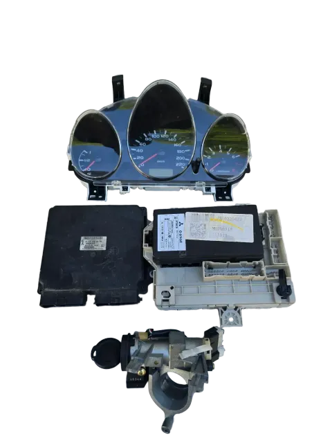 Background image for Mitsubishi Colt  Motorsteuergerät Set A1351502079 55kW