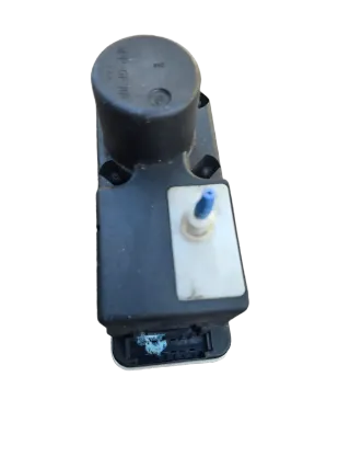 VW Polo 6N2 Zentralverriegelung Pumpe Zentralverriegelungspumpe 6N  ZV 6N0962257 - Bild 2