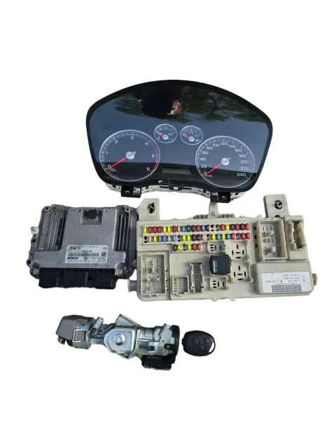 Background image for Ford Focus MK2 Motorsteuergerät Satx 1.6TDCI 80kw 7M5112A650UA