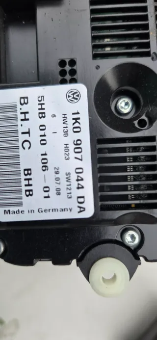 VW Jetta 1K Golf Touran Tiguan Klimabedienteil 1K0907044DA - Bild 2