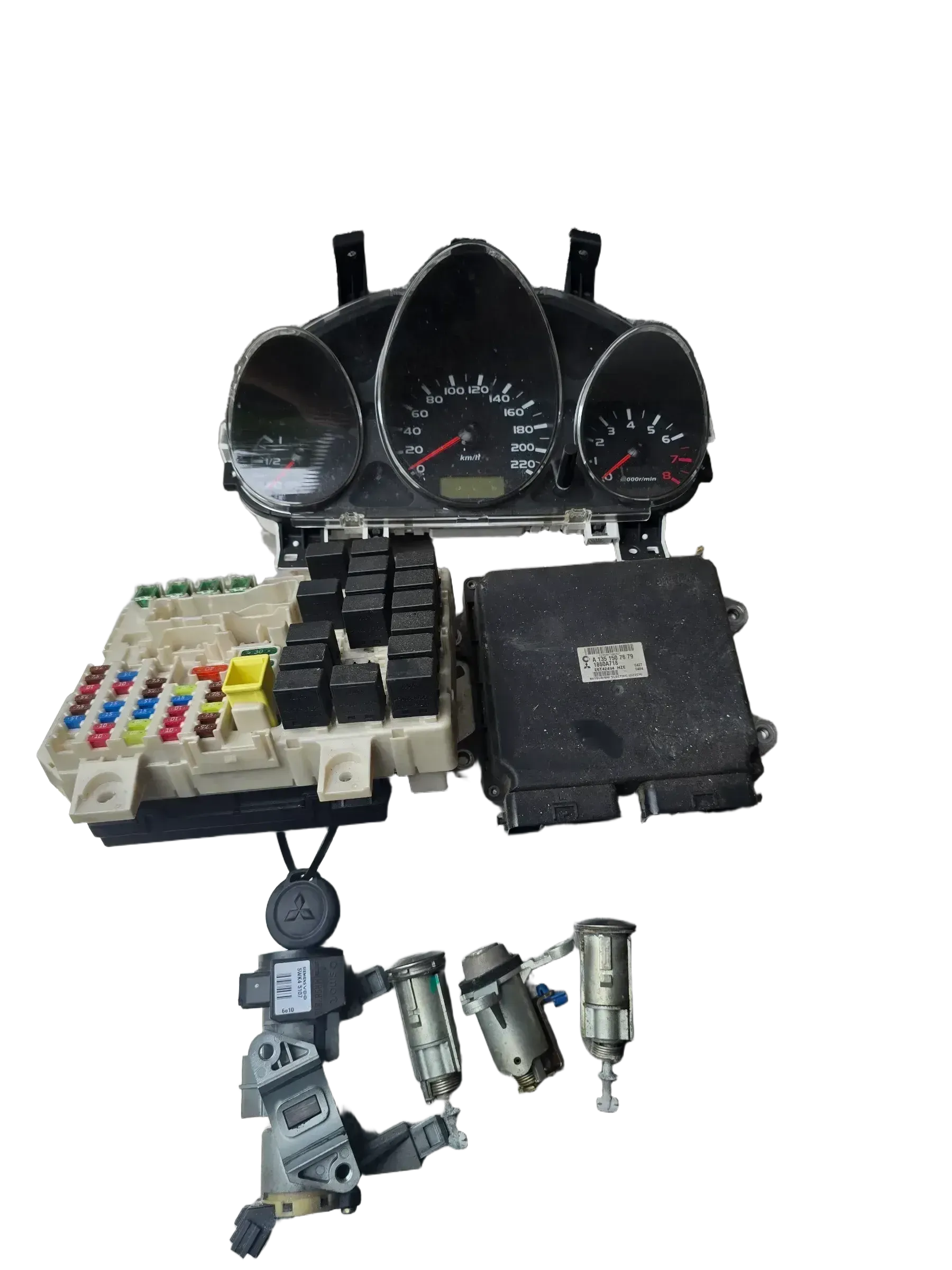 Mitsubishi Colt Motorsteuergerät Set Motor 1,5 Benzin A1351507679 - Bild 1