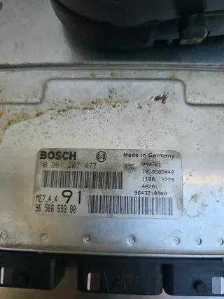Motorsteuergerät Einspritzung Peugeot 206 0261207477 Satz - Bild 4