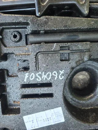 Bordverkzeug Wagenheber Radschlüssel 8200280582 Renault Megane II - Bild 3