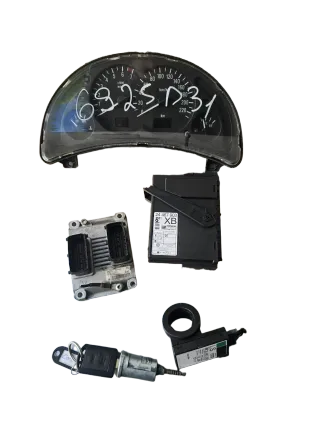 Motorsteuergerät Set Opel Corsa C  24443796  0261207423 AX  Z12XE - Bild 1